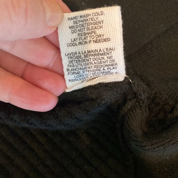 H.‎ One Asymmetrical Long Sleeve Waffle Crew Neck Sweater - XS - Black - Picture 6 of 6